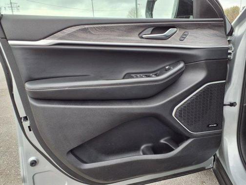2022 Jeep Grand Cherokee Limited X