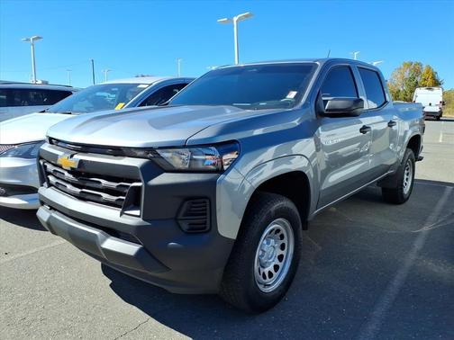 2025 Chevrolet Colorado WT