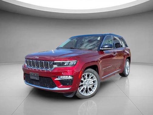 2022 Jeep Grand Cherokee Summit