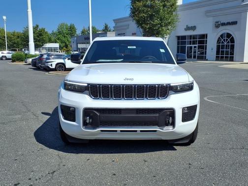 2025 Jeep Grand Cherokee Overland