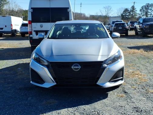 2024 Nissan Altima 2.5 SL