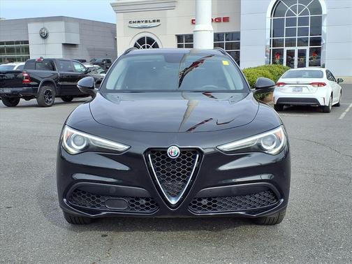 2018 Alfa Romeo Stelvio Sport