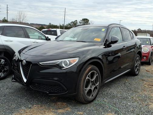 2018 Alfa Romeo Stelvio Sport