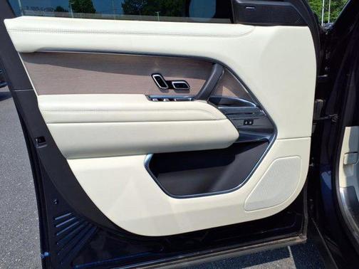 2023 Land Rover Range Rover P400 SE