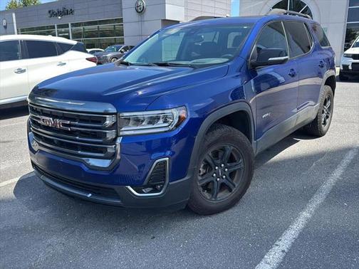 2023 GMC Acadia AWD AT4