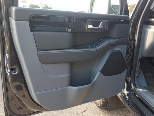 2024 INEOS Grenadier Fieldmaster