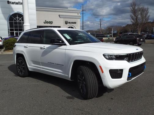 Bright White Clearcoat 2024 Jeep Grand Cherokee 4xe Overland
