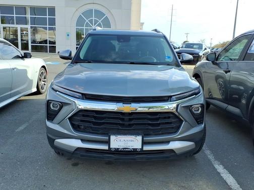 Sterling Gray Metallic 2025 Chevrolet Trailblazer LT