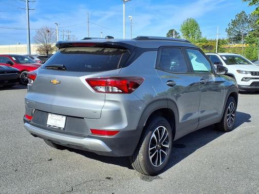 Sterling Gray Metallic 2025 Chevrolet Trailblazer LT
