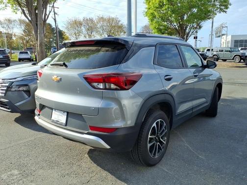 Sterling Gray Metallic 2025 Chevrolet Trailblazer LT
