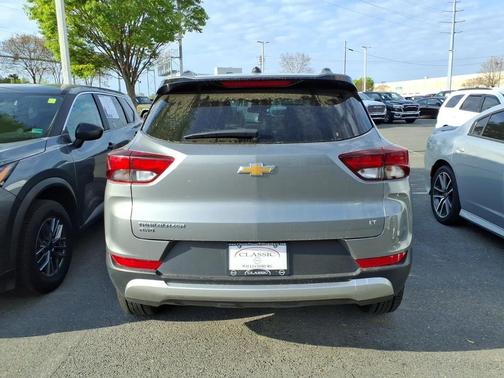 Sterling Gray Metallic 2025 Chevrolet Trailblazer LT