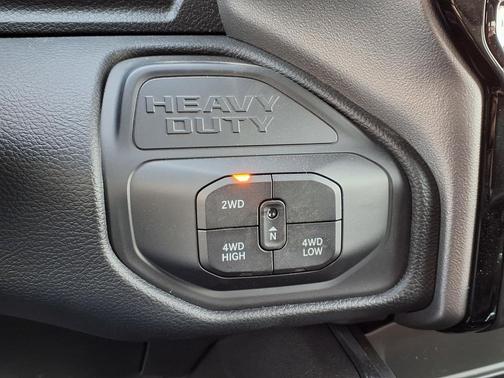 2026 RAM 2500 Big Horn Crew Cab 4x4 6'4' Box