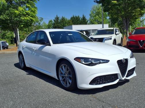 2025 Alfa Romeo Giulia RWD