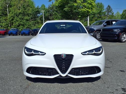 2025 Alfa Romeo Giulia RWD