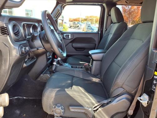 2022 Jeep Wrangler Sport S