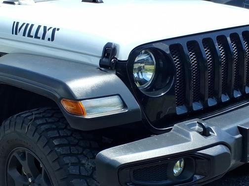 Bright White Clearcoat 2022 Jeep Wrangler Unlimited Sport