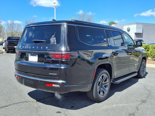 2024 Jeep Wagoneer L Series II 4x4