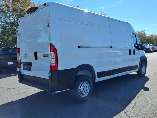 Bright White Clearcoat 2027 RAM ProMaster 2500 Tradesman