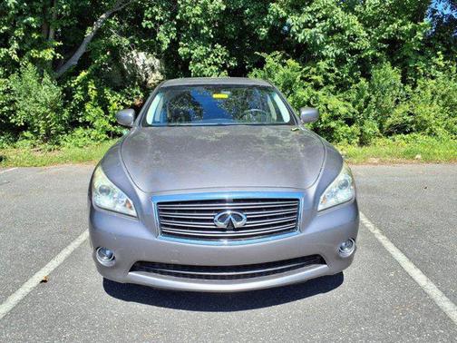 2011 INFINITI M37 Base