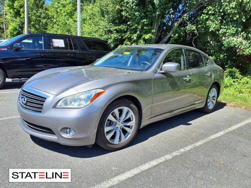 2011 INFINITI M37 Base