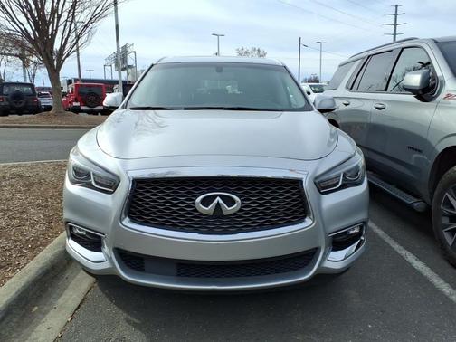 2017 INFINITI QX60 Base