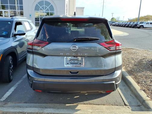 2024 Nissan Rogue S