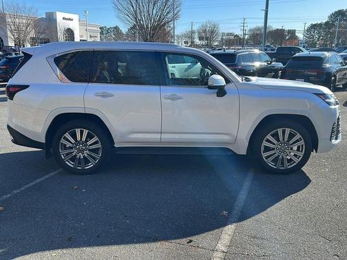 2022 Lexus LX 600 Ultra Luxury