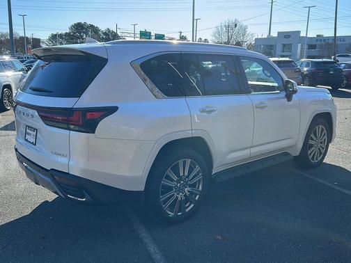 2022 Lexus LX 600 Ultra Luxury