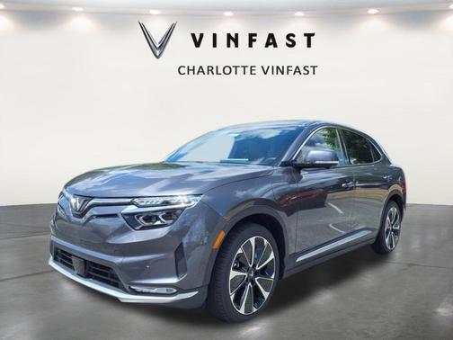 2025 VinFast VF 8 Plus