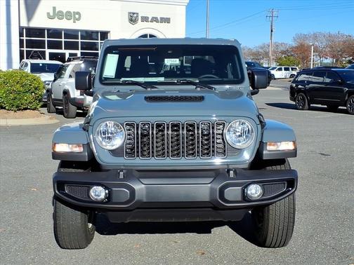 2025 Jeep Gladiator Sport S
