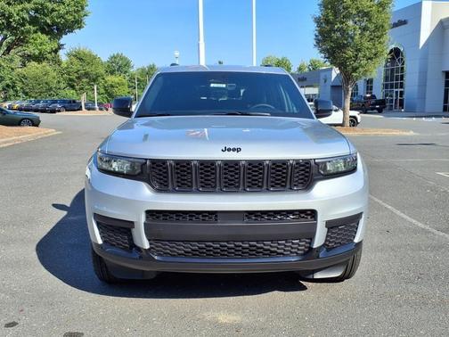 2025 Jeep Grand Cherokee L Altitude