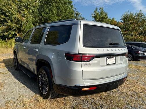 2024 Jeep Wagoneer Series II 4x2