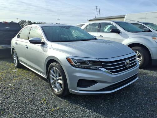 2020 Volkswagen Passat 2.0T SE