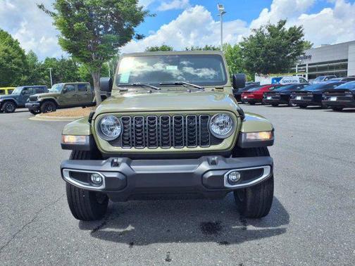 2025 Jeep Gladiator Sport S