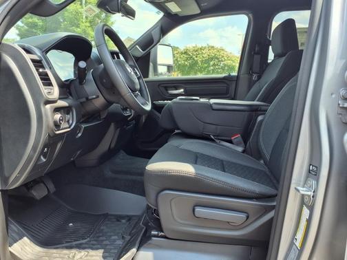 2025 RAM 1500 Warlock