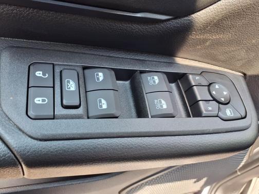 2025 RAM 1500 Warlock