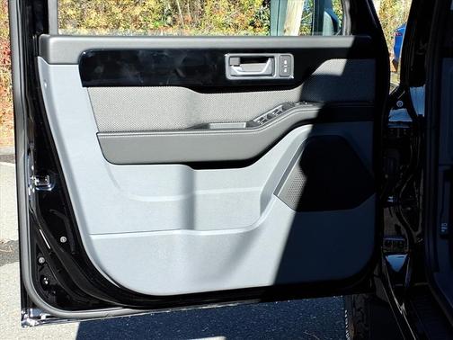 2025 INEOS Grenadier AWD