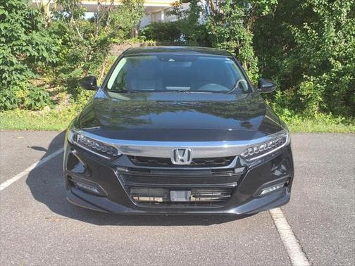 2019 Honda Accord Touring 2.0T