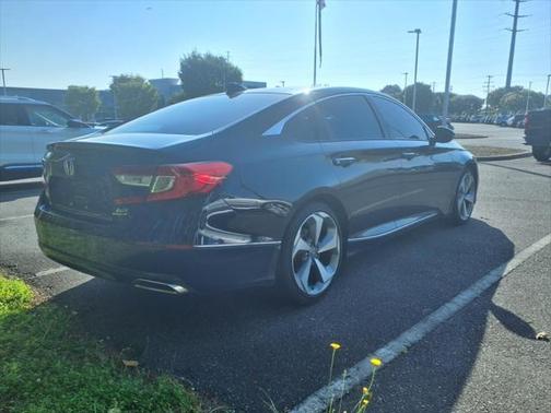 2019 Honda Accord Touring 2.0T