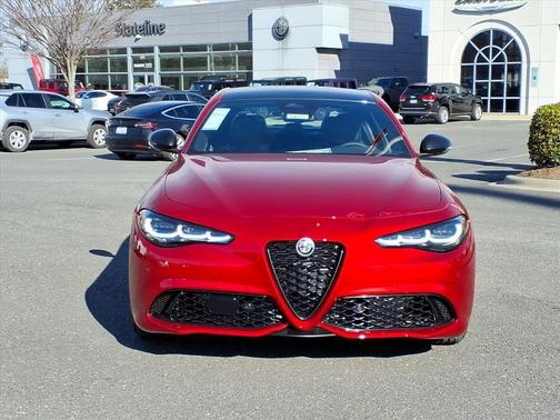 2025 Alfa Romeo Giulia Intensa AWD