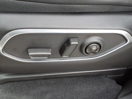 2025 Jeep Wagoneer L Series II Carbide 4x4