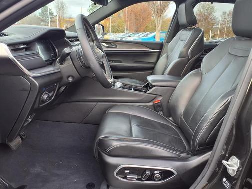 2023 Jeep Grand Cherokee 4xe Overland