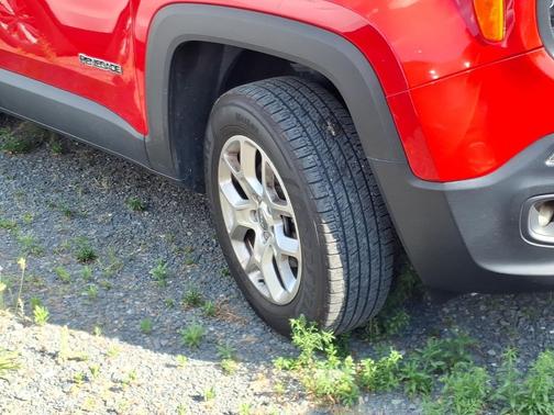 Colorado Red 2017 Jeep Renegade Latitude