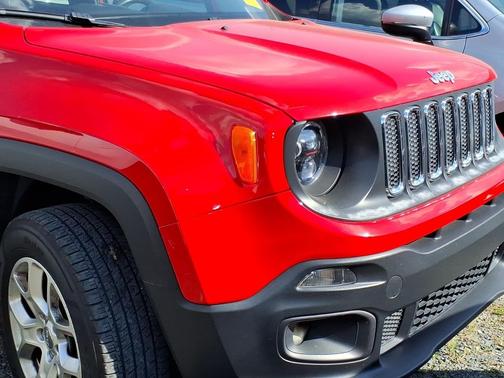 Colorado Red 2017 Jeep Renegade Latitude