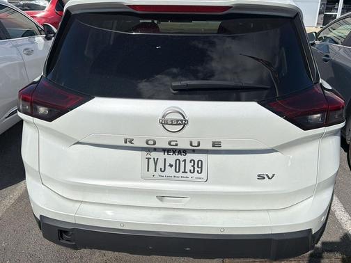 2024 Nissan Rogue SV