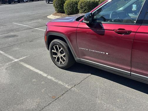 Velvet Red Pearlcoat 2025 Jeep Grand Cherokee Limited