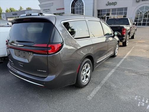 2023 Chrysler Pacifica Limited