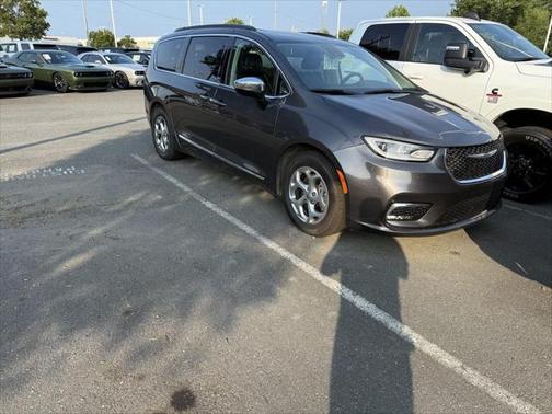 2023 Chrysler Pacifica Limited