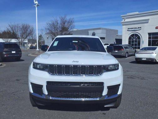 2025 Jeep Grand Cherokee L Laredo