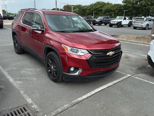 2020 Chevrolet Traverse LT Cloth